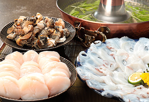 ＜12月17日決済分まで年内配送＞ホタテ500g・タコしゃぶ500g・つぶ500gセット B-81012