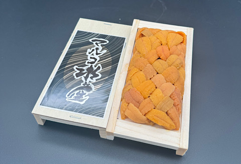 ＜12月17日決済分まで年内配送＞エゾバフンウニ(黄色・赤)並べ詰め100g×1折 B-89009