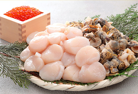 ＜12月17日決済分まで年内配送＞いくら400g、ほたて500g、灯台つぶ500gの海鮮3種セット C-24002