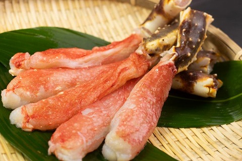 ＜12月10日決済分まで年内配送＞カット済みタラバガニ生冷足棒肉 C-66005