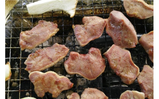 豚タン 味付き 味噌だれ入り 230g 4パック 計920g [たなかホルモン 北海道 砂川市 12260786] 豚たん 豚 タン たん 豚肉 焼肉 焼肉用 焼き肉 小分け 冷凍 国産