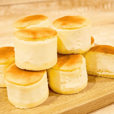 【北海道深川市】北海道スフレチーズケーキ　9個入×2パック【配送不可地域：離島】