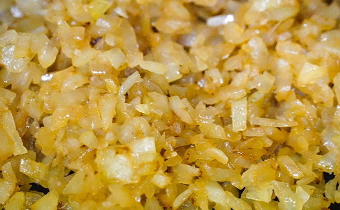 【北海道富良野産】さかぐちさんのたまねぎ 約10kg（M-Lサイズ混合）野菜 新鮮 直送 道産 ふらの 玉ねぎ 送料無料 数量限定 先着順