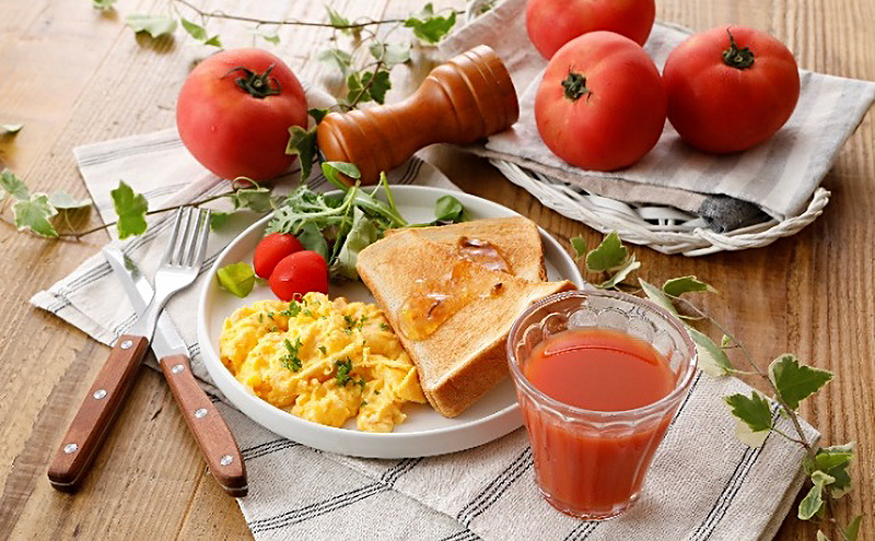 北海道産 トマトジュース　160g×30本入り 食塩無添加 (ジュース トマトジュース トマト とまと 野菜 野菜ジュース 飲み物 缶 健康 美容 北海道 道産 富良野市 ふらの)