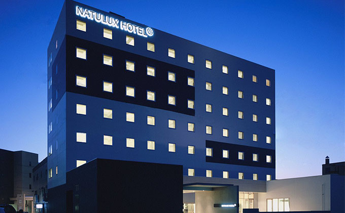 FURANO NATULUX HOTEL　朝食付ペア宿泊券（ダブル）【ONシーズン】ホテル 旅行 北海道 富良野 ふらの 宿泊 チケット 体験 旅 食事