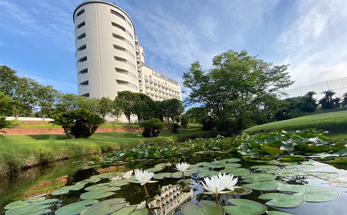 【2025～2026年度シーズン期間利用可能】ゴルフコース 一般全日4名様プレー券 1R北コース18ホール 空知川ラベンダーの森 北海道 富良野市 芦別市