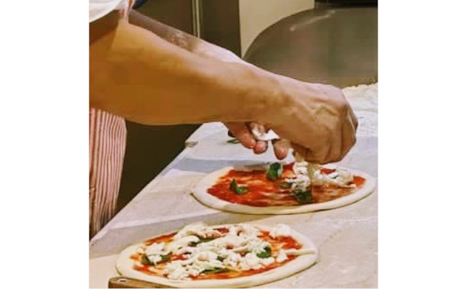 【2025年10月中旬～発送】富良野を感じるziziの秋冬Pizza 2枚Set (冷凍 ピザ 即席 食品 手作り 道産 富良野 ふらの 北海道 送料無料)