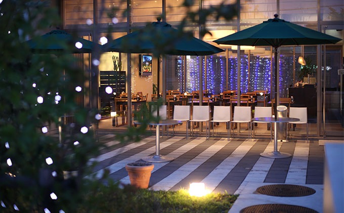 FURANO NATULUX HOTEL　朝食付ペア宿泊券（ツイン）【OFFシーズン】ホテル 旅行 北海道 富良野 ふらの 宿泊 チケット 体験 旅 食事