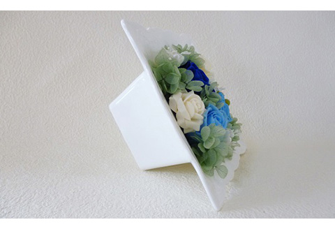 プリザーブドフラワー　磁器フレームアレンジメント（ブルー）【140001】