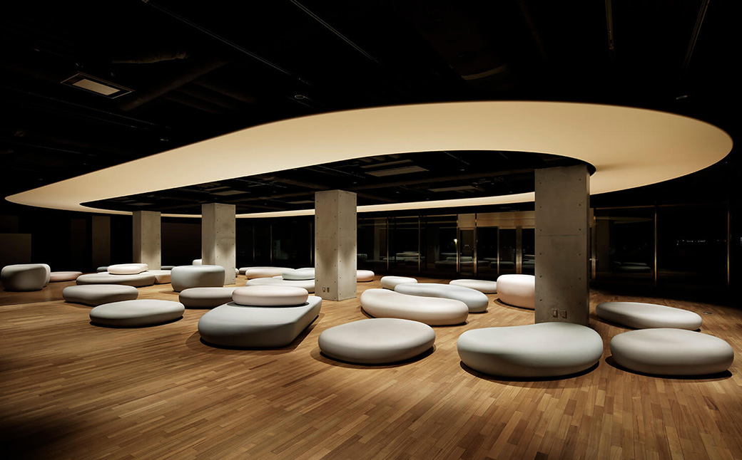 Pebble B （B400） 椅子 イス インテリア オブジェ 置物