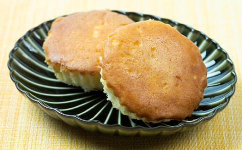 北海道福島町 なりやの手作りマドレーヌ（10個入り） FKT006