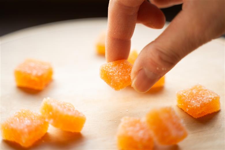 【おいしい食卓セット】白カビドライソーセージ＆シャルキュトリー＆スイーツ 計5品セット 潮トマト おつまみ 盛り合わせ お取り寄せ ギフト デザート 北海道 せたな町 ふるさと納税