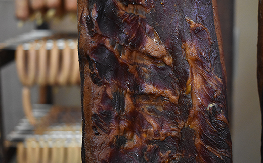 【北海道産豚肉使用】カレーシュペック3個（80g×3）【24171】