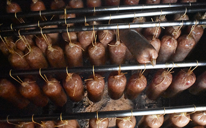 【北海道産豚肉使用】ケーゼブルストポークソーセージ4個（160g×4）【2419301】