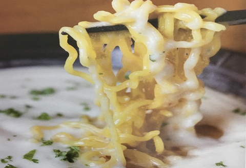 ニセコラーメンポテラのニセコポテラ4食セット（乾麺スープ付1人前入り×4個）【09126】