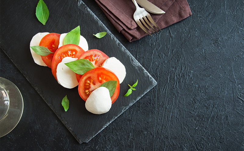 北海道産 乾燥 バジル 10g 5袋 ドライ ハーブ スパイス 料理 調味料 粉末 粉末状 イタリアン 北海道 倶知安町