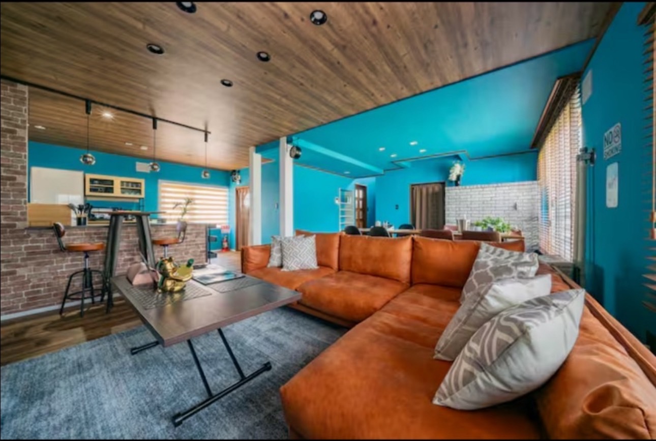 ウェルカムワイン付一棟貸し民泊宿泊券　『RISE』 1泊・10名様まで利用可能_Y147-0001