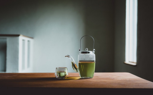 じきの畑 ワインブドウの葉を使った北海道TEA_Y037-0334