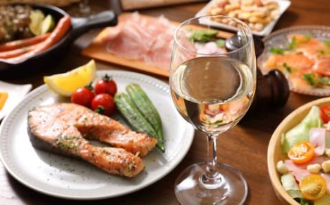 【北海道ワイン】 葡萄作りの匠 北島秀樹ケルナー 2020（甘口） 【余市のワイン】 国産ワイン 北海道産ワイン 余市町産ワイン 白ワイン 甘口のワイン GI北海道認定ワイン 匠 お酒 750ml_Y