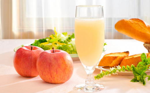 りんごの産地 北海道産 りんご ジュース アップルジュース りんごのほっぺ 1L × 5本 果汁100% ストレート 紙パック ジュース 飲料 果物 フルーツ りんご アップル 美味しい お取り寄せ 飲み物 贈り物 ギフト プレゼント 北海道 余市町_Y034-0117