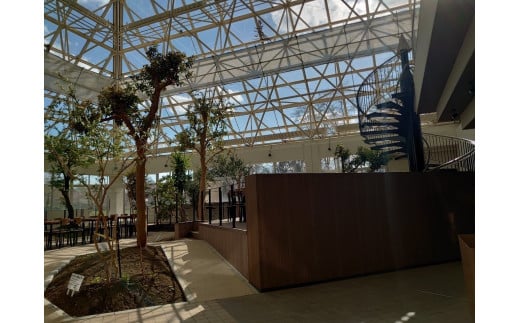 【食事券】えぞうしカフェ　えぞうしステーキサンドとえぞうしローストビーフサンドのLサイズセット_Y115-0002