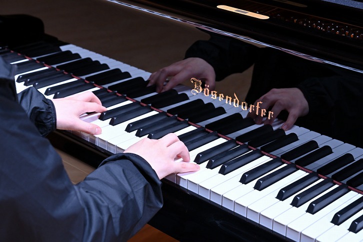 北海道奈井江町　コンチェルトホール　ベーゼンドルファー　ピアノ【6時間】試弾チケット