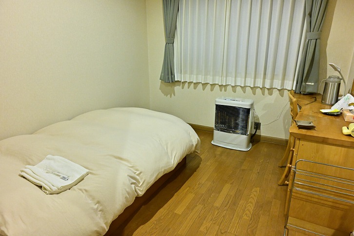 松島屋旅館　1泊朝夕食付き1名様宿泊券(洋室）