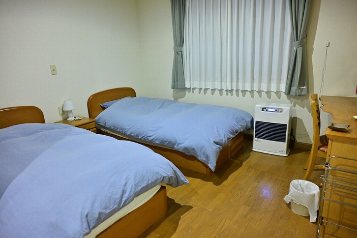 松島屋旅館　1泊朝夕食付き1名様宿泊券(洋室）