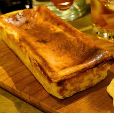 ラム酒香る【のんべえバスクチーズケーキ】自家製ウォッシュチーズ使用　お酒に合う　濃厚チーズケーキ【配送不可地域：離島】