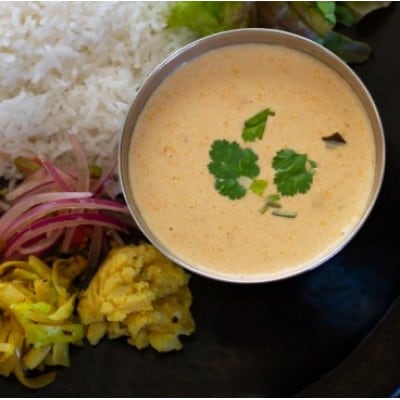 シャンディニヴァースカフェ　ココナッツカレー(冷凍) 2人分【配送不可地域：離島】