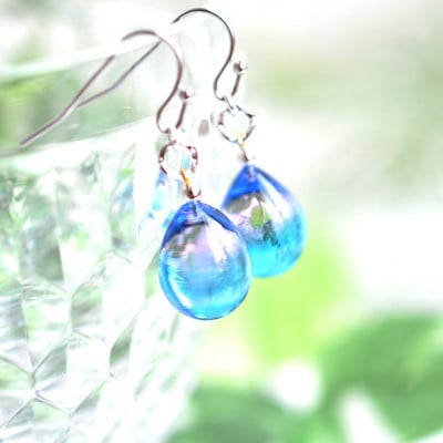 【Soukore】ガラスアクセサリー・ピンクブルー・ピアス(シルバー)