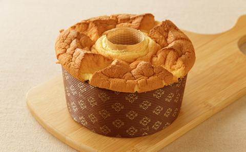 長沼産米粉使用 米粉のシフォン2個・米粉食パン(2斤)1本セット【配送不可地域：離島】