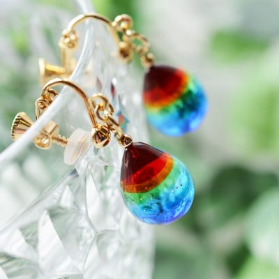 【Soukore】ガラスアクセサリー・レインボー・イヤリング