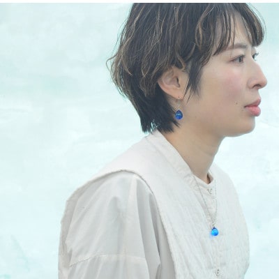 【Soukore】ガラスアクセサリー・ブルー・ピアス(シルバー)