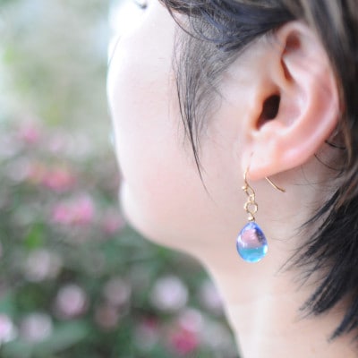 【Soukore】ガラスアクセサリー・ピンクブルー・ピアス(ゴールド)