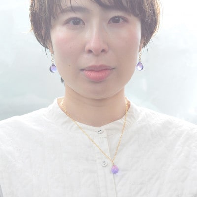 【Soukore】ガラスアクセサリー・ラベンダー＆トワイライト・ピアス(シルバー)