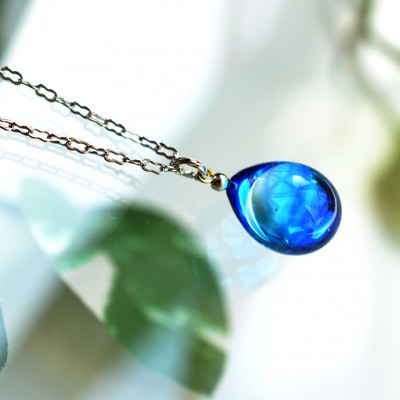 【Soukore】ガラスアクセサリー・ブルー・ネックレス(シルバー)