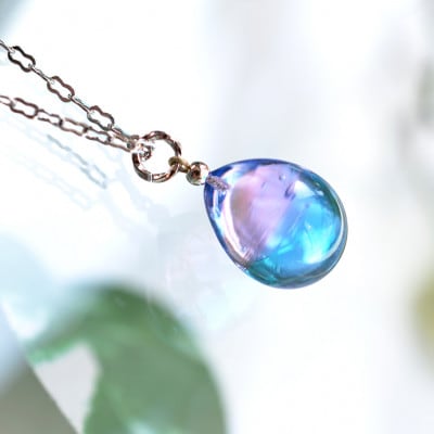 【Soukore】ガラスアクセサリー・ピンクブルー・ネックレス(シルバー)