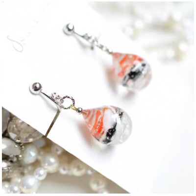 【Soukore】ガラスアクセサリー・タンチョウ粉雪の舞・イヤリング