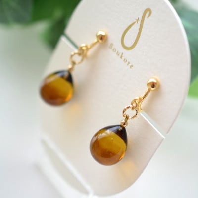【Soukore】ガラスアクセサリー・アンバー・イヤリング