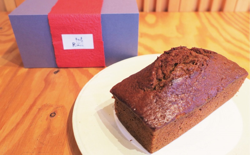 北海道産小麦と手作り黒蜜使用！オートミールジンジャーケーキ