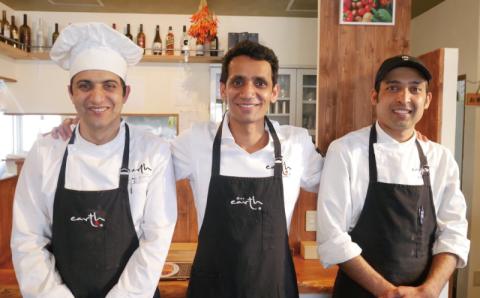 北海道産チキンのバターチキンマサラとプレーンナンセット