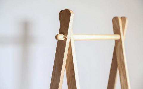 ハンガーラック【塗装色選択可】北海道産エルム材使用