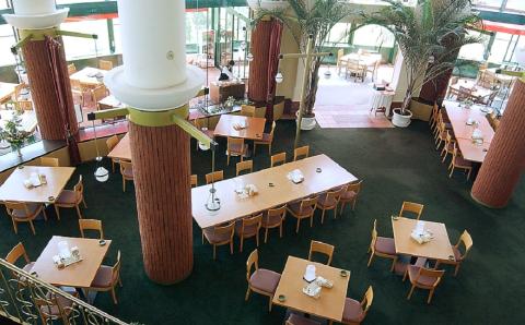 「シャトレーゼカントリークラブ栗山」ゴルフプレー・食事・宿泊利用券 6,000円分