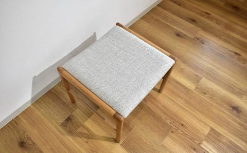 ベンチ 1人掛け【張地・木塗装色選択可】