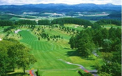 「シャトレーゼカントリークラブ栗山」ゴルフプレー券2名分 平日午後