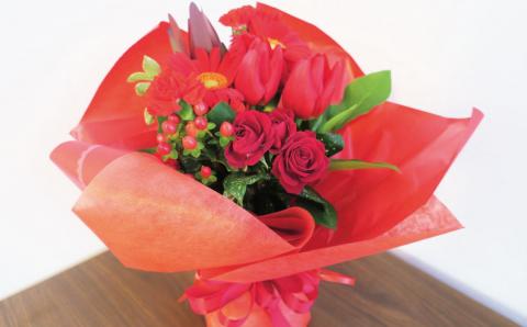 そのまま飾れる「スタンディングブーケ（花束）」お祝い用（小）