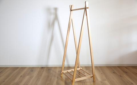 ハンガーラック【塗装色選択可】北海道産エルム材使用