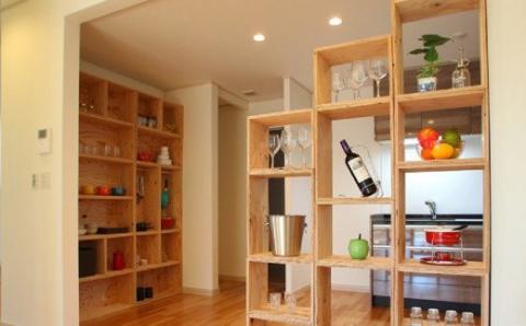 北海道育ちの木材を使った宮大工特製「ダイニングセット」