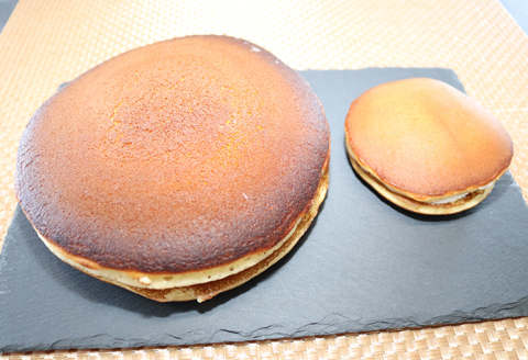 大黒屋菓子舗のでか生 O001